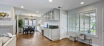 Carlsbad Charm 3 BDR Stunner!