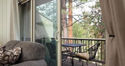 Ponderosa Resort Condo for 6!