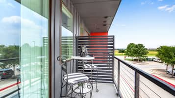 Condo, 1 cama Queen size y sofá cama, balcón, vista a la ciudad (Freiheit Overlook) | Áreas de la propiedad