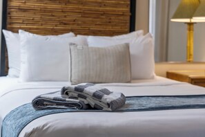 Lägenhet - 1 queensize-säng med bäddsoffa - balkong - havsutsikt (Belmakai) | 1 sovrum och sängkläder