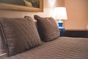 Condo, Multiple Beds, Balcony, Mountain View (Tahoe Lakeside Retreat) | 2 bedrooms, individually decorated, individually furnished, bed sheets - Tahoe Lakeside Retreat (South Lake Tahoe)