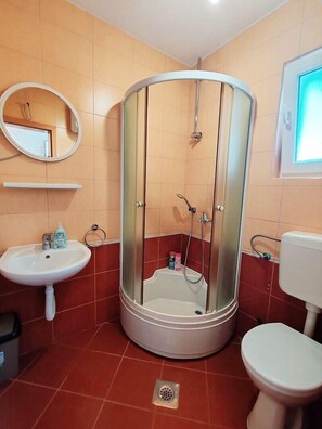 Shower, towels - Apartment Amare a tranquil getaway. (Neum)