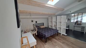 3 slaapkamers, een kluis op de kamer, een strijkplank/strijkijzer