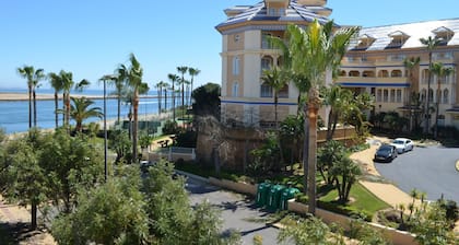 EL FARO 2 45 - Three Bedroom Apartment, Sleeps 7