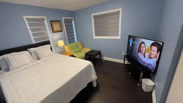 3 habitaciones, tabla de planchar con plancha, wifi y ropa de cama