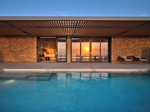 Outdoor pool - Big Blue Villas II, Andros
(Andros Island)