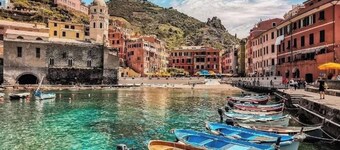 Cinque Terre breakfast home with optional access to Pool, Sauna and Jacuzzi