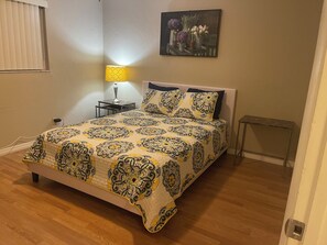 1 bedroom, iron/ironing board, WiFi, bed sheets