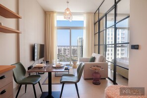 Dining room - WelHome - Fancy 1BR Apt at Dubai Hills near Dubai Hills Mall (Dubai)