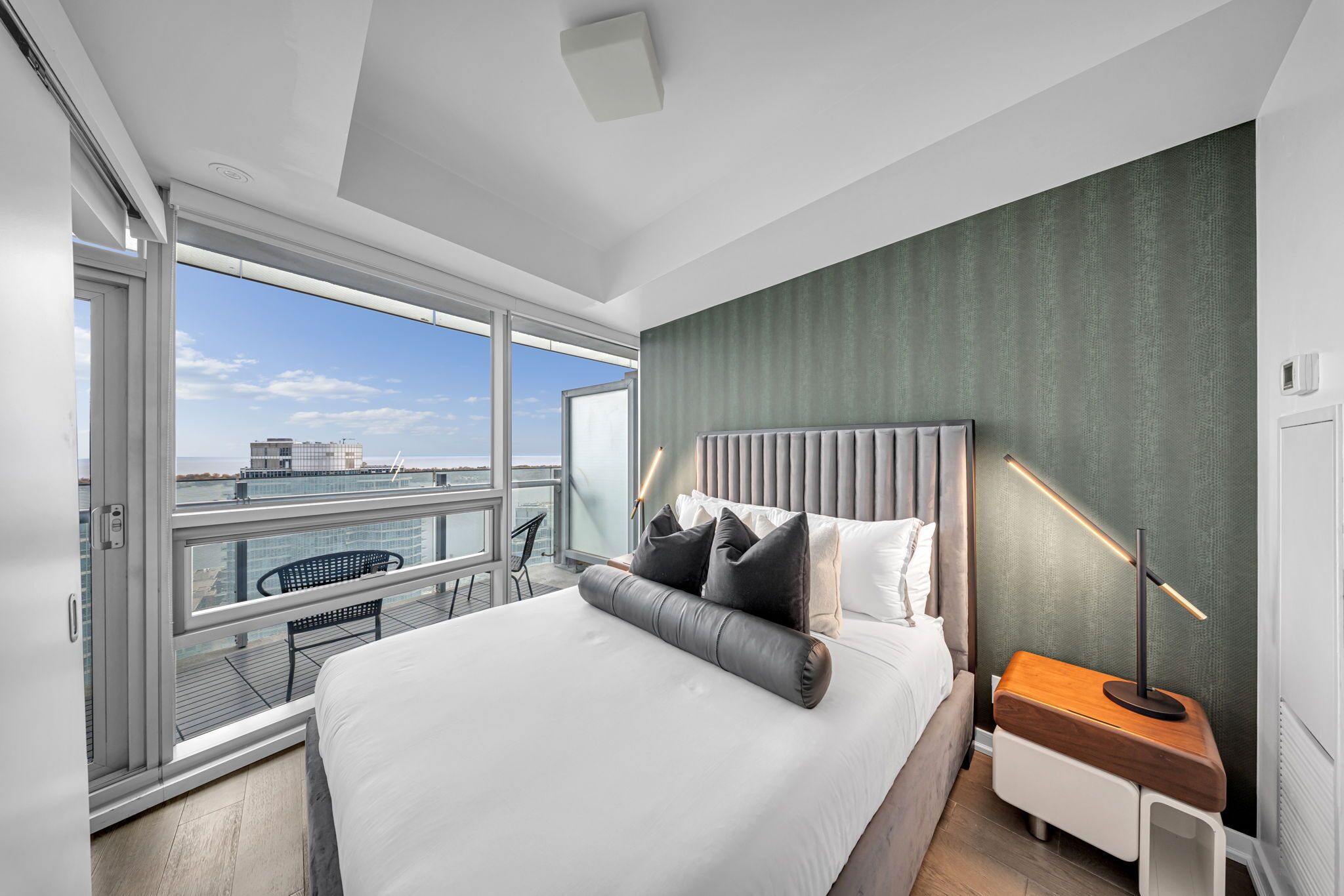 Design Suite | Premium bedding, memory foam beds, individually decorated