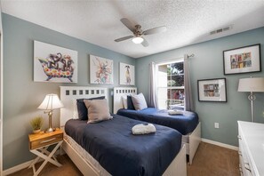 3 bedrooms, iron/ironing board, travel cot, WiFi - Linda Townhouse em Kissemmee com Vista Para o Lago, Próxima á Disney (Kissimmee)