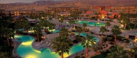 Piscine extérieure, piscine chauffée