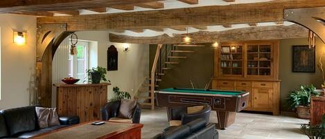 غرفة الألعاب