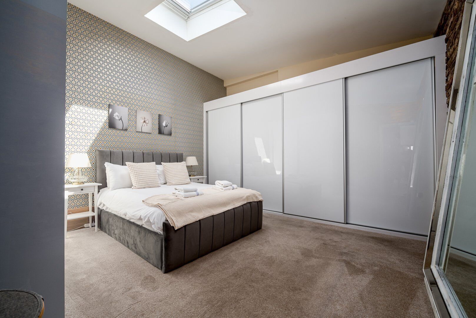 2 間睡房、上網、床單