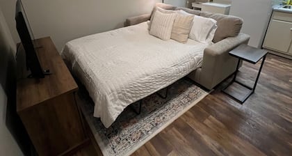 Downtown Starkville Apartment!