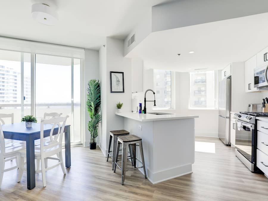 Leilighet – comfort, byutsikt | Spiseområde på rommet