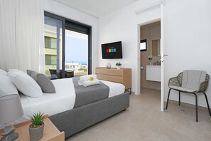 3 bedrooms, iron/ironing board, WiFi, bed sheets - Villa Levanda Platinum - Sunrise View (Protaras)