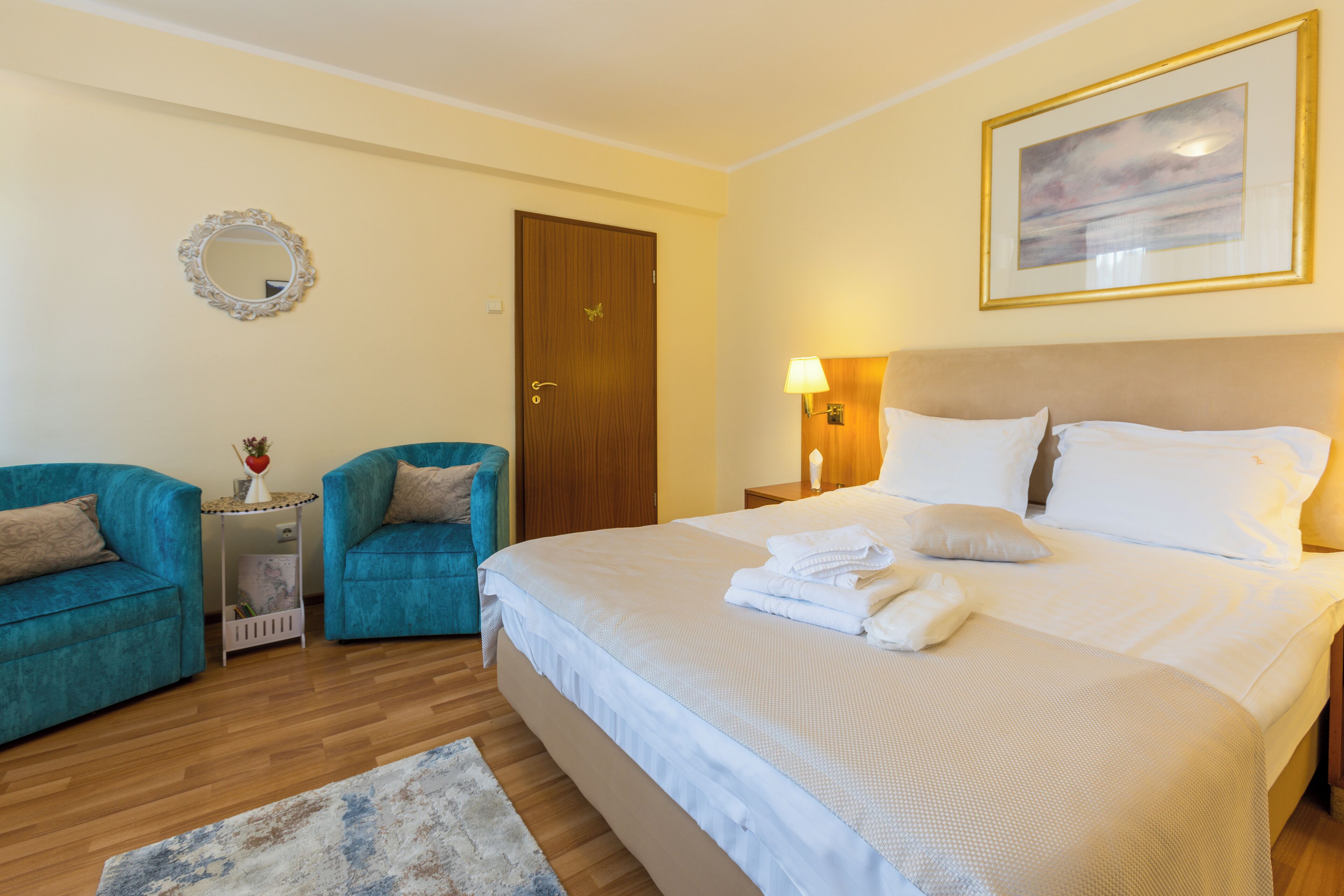 Standard Double Room, Mountain View | Memory-foam beds, free WiFi, bed sheets