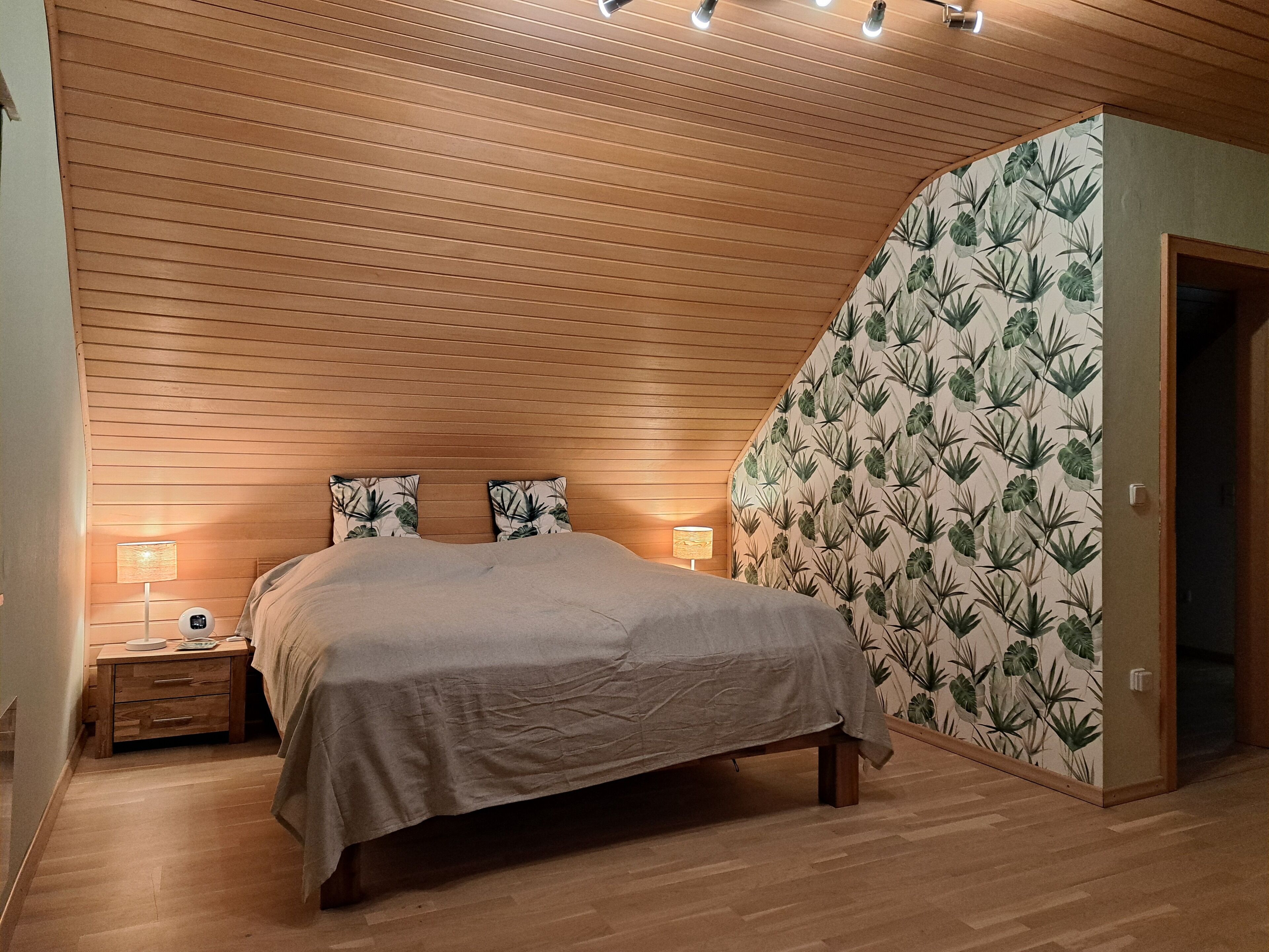2 Schlafzimmer, Schreibtisch, kostenloses WLAN, Bettwäsche
