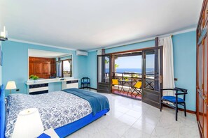 7 bedrooms, WiFi, bed sheets - Villa Speranza by Villa Plus (Puerto del Carmen)