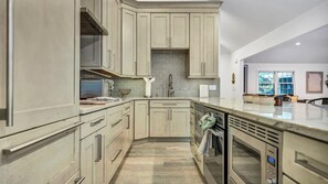 Microwave, oven, stovetop, coffee/tea maker