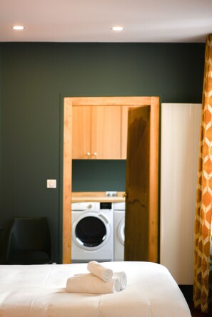 1 bedroom, iron/ironing board, free WiFi, bed sheets