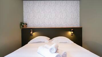 1 slaapkamer, een strijkplank/strijkijzer, gratis wifi, beddengoed