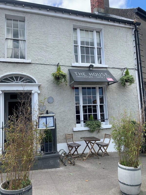 Exterior - Delightful Howth Village apartment in Dublin (Dublin)