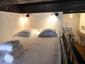 Free WiFi, bed sheets - Le cocon des Deux Sirènes - Studio cosy pour 2 à Nancy (Nancy)