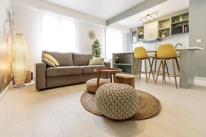 TV - Le Coquet de Simon - Proche de la place Stanislas (Nancy)