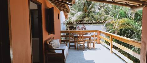 Habitación familiar, balcón | Zona de estar