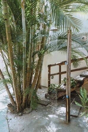 ลานระเบียง/นอกชาน