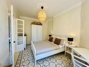 2 bedrooms, desk, iron/ironing board, travel cot