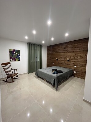 4 bedrooms, iron/ironing board, travel cot, free WiFi - Maison Provences (La Verdiere)