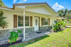 Exterior - Welcoming Bartow Home Near Family Attractions! (Bartow)