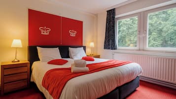 Standard Double Room | Premium bedding, desk, laptop workspace, free WiFi