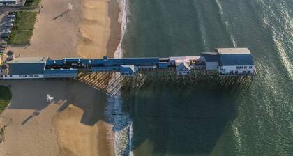 Charming 1-bedroom apartment with WiFi, AC in lovely Saco