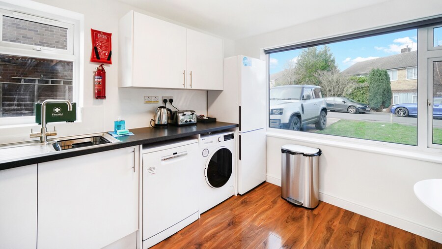 Brabon Road House By REDWOOD STAYS