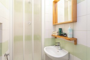 Classic-Doppel- oder -Zweibettzimmer | Badezimmer