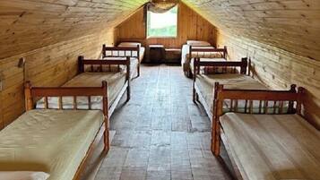 Shared Dormitory | Free WiFi
