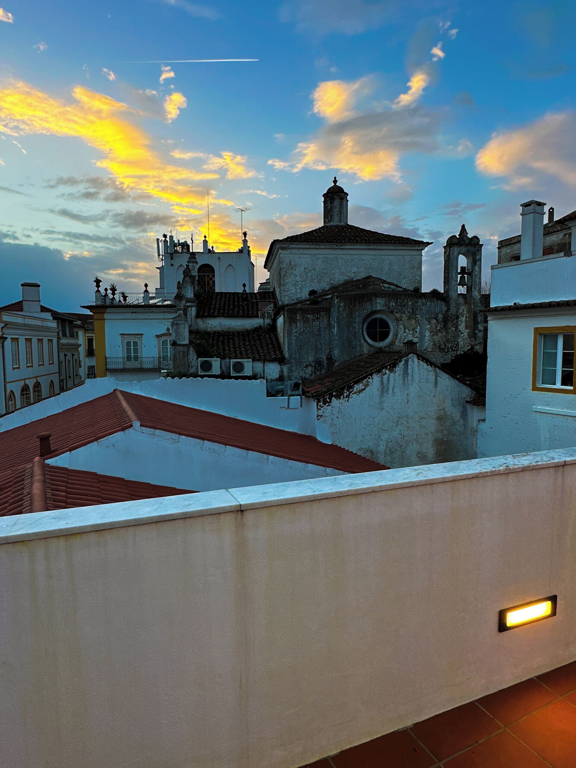 Photo - Largo Inn Suites Evora