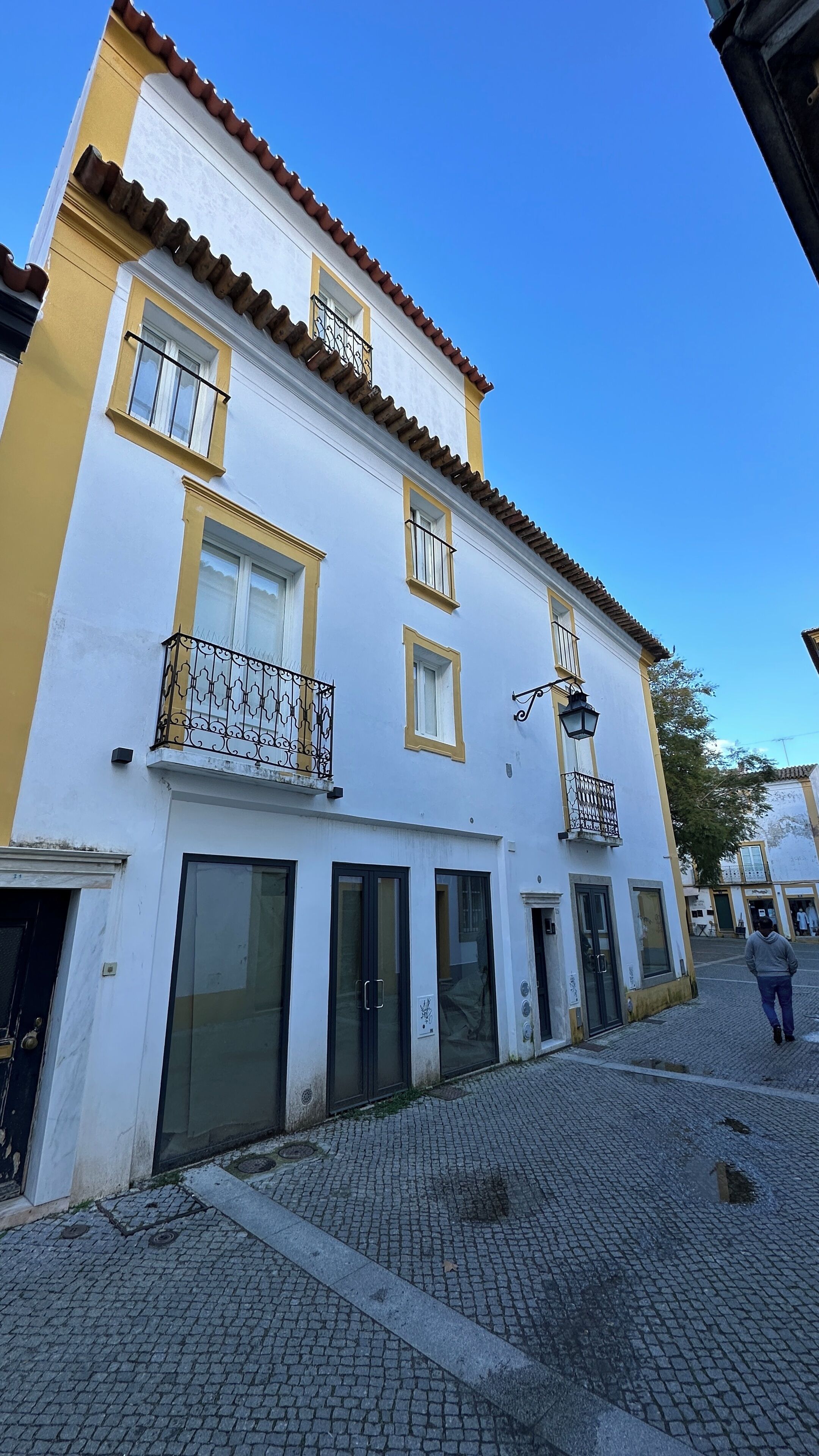 Photo - Largo Inn Suites Evora