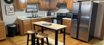 Nestled in the heart of downtown Lake Arthur, walking distance from food & fun! 