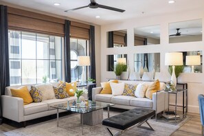 Smart TV, fireplace, video games, books - Grayhawk On The Green: 3BR Luxe Golf Getaway (Scottsdale)