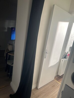 Interior - Apartment SAINT-DENIS  (Saint-Denis)