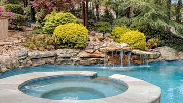 House | 9 bedrooms, Internet