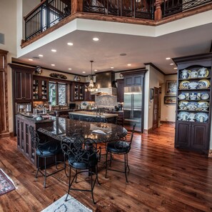 Estudio | 6 habitaciones y internet 