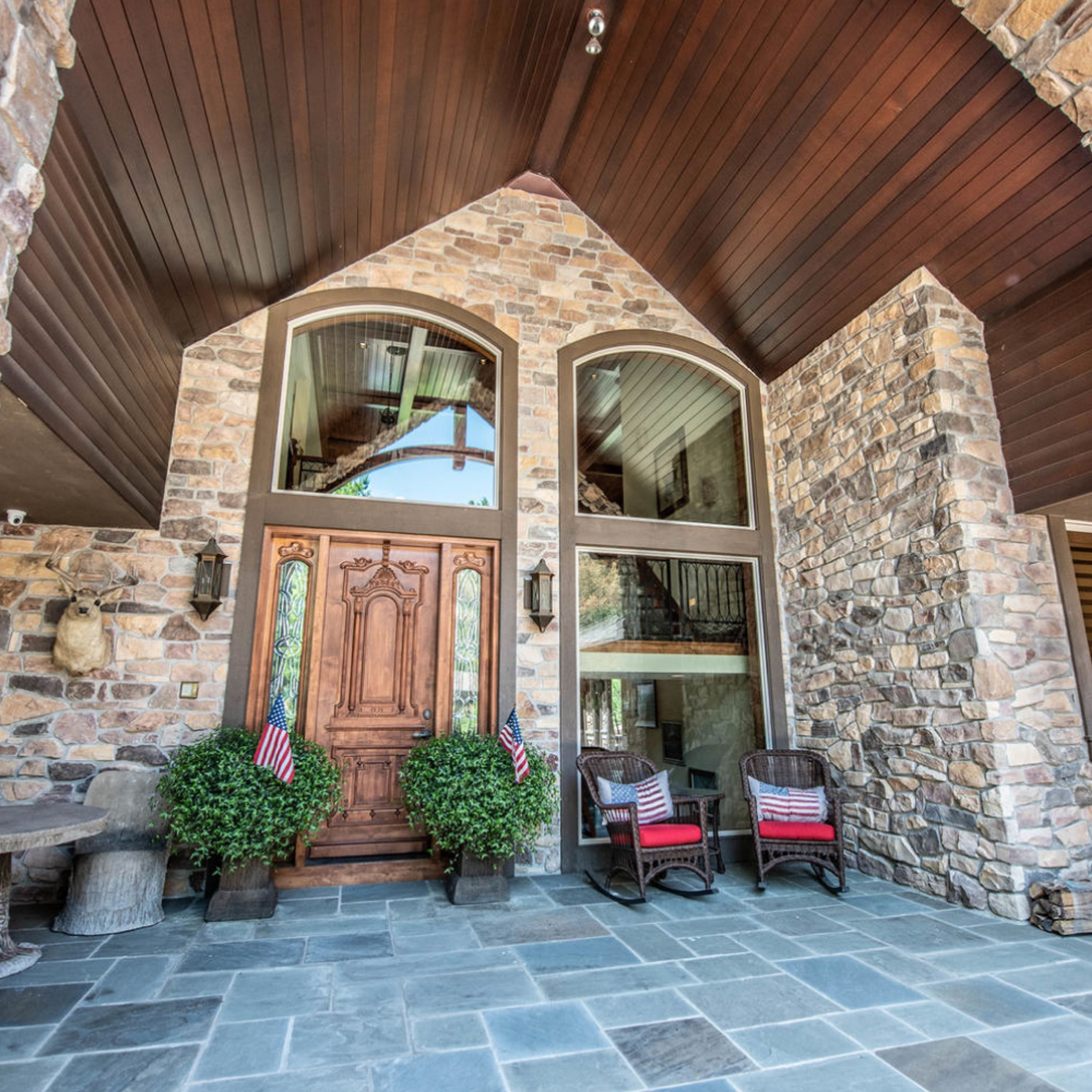 Studio | 6 bedrooms, Internet