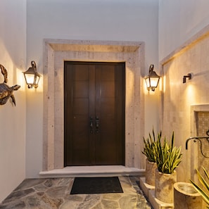 Hus | 5 soverom og internett