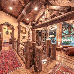 Estudio | 8 dormitorios y Internet